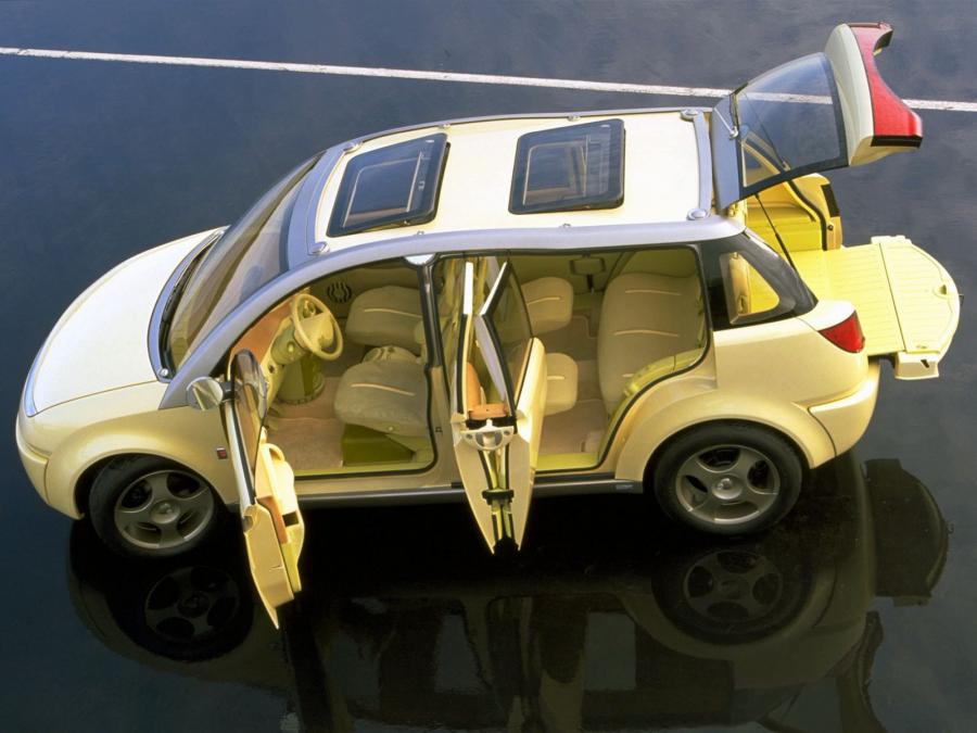  Saturn CV1 Concept 2000 года  (фото 9 из 13)